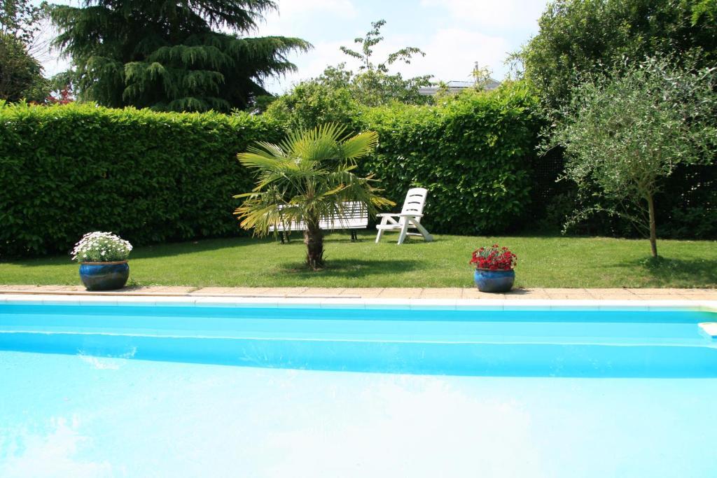 Les Hibiscus Bed & Breakfast Мезон-Лафит Екстериор снимка